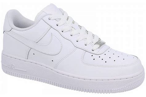 nike sneakers kind wit